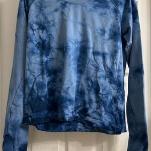 Lululemon Blue Tie-Dye Long Sleeve Shirt